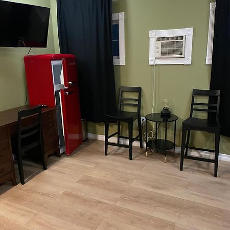 Private Room W/ Private Full Bathroom & Wifi & Ac & Shared Kitchen In Los Ángeles Exterior foto