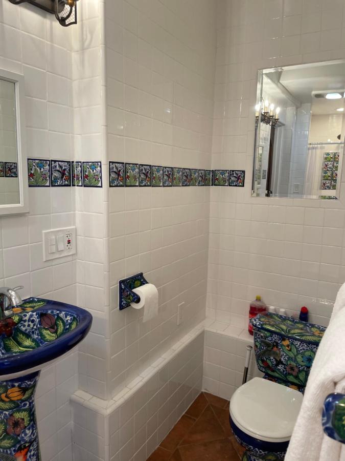Private Room W/ Private Full Bathroom & Wifi & Ac & Shared Kitchen In Los Ángeles Exterior foto