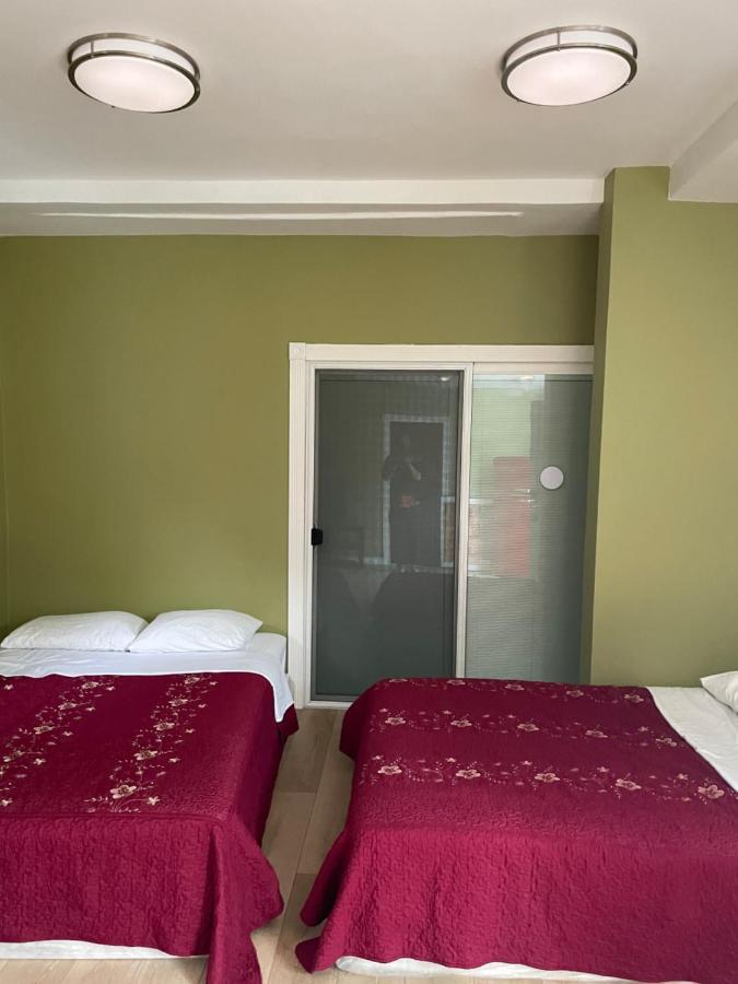 Private Room W/ Private Full Bathroom & Wifi & Ac & Shared Kitchen In Los Ángeles Exterior foto