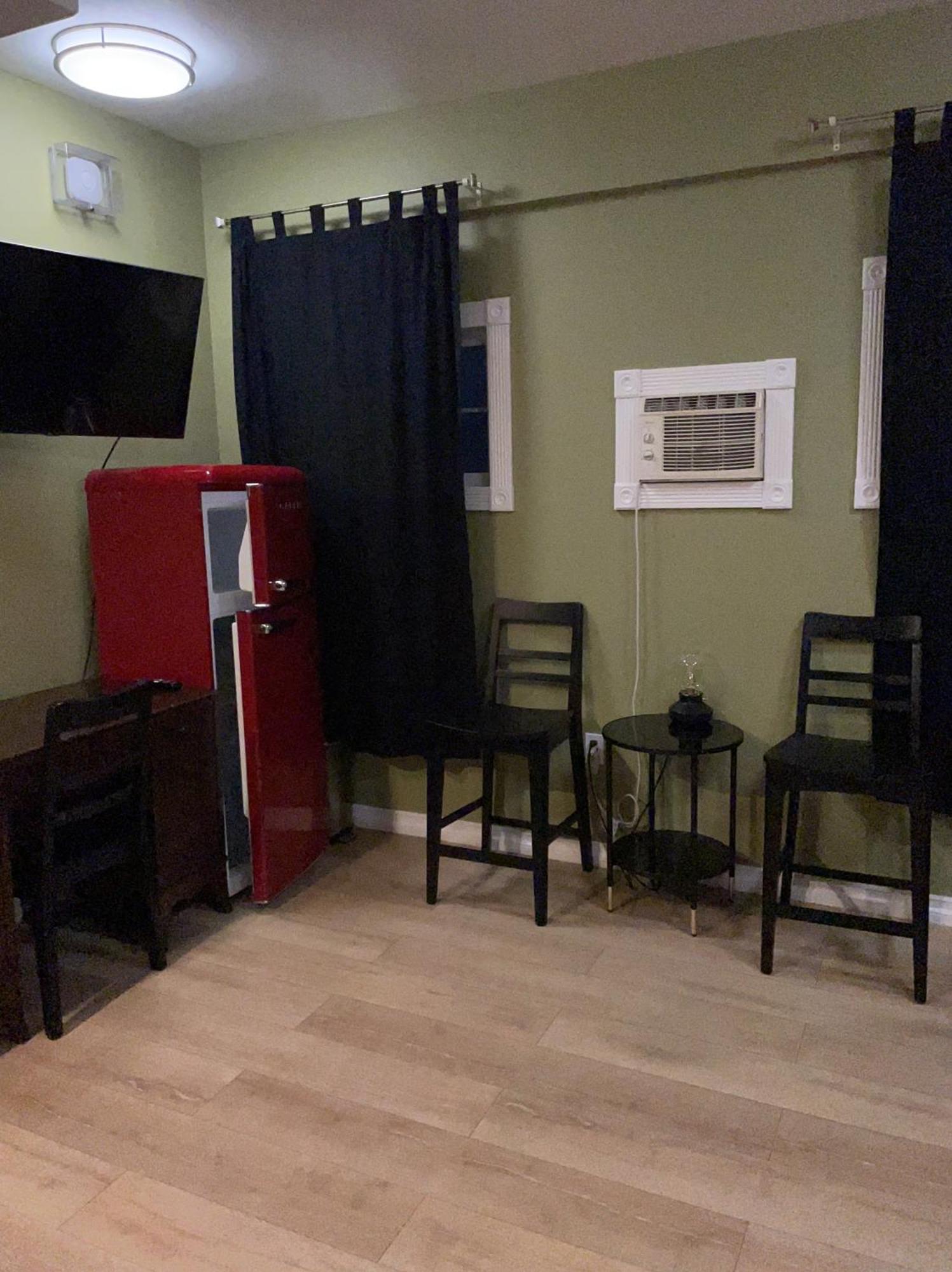 Private Room W/ Private Full Bathroom & Wifi & Ac & Shared Kitchen In Los Ángeles Exterior foto