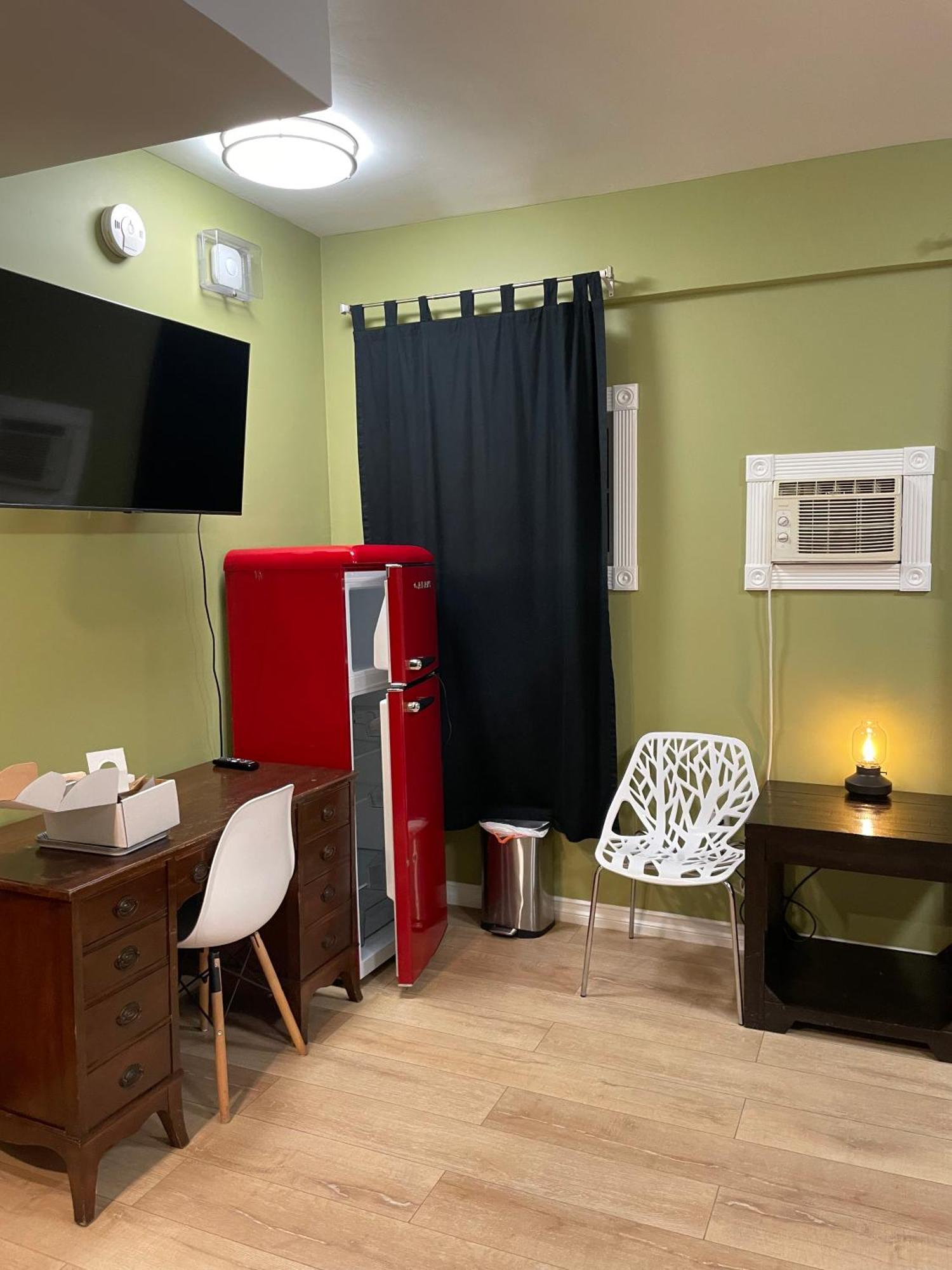 Private Room W/ Private Full Bathroom & Wifi & Ac & Shared Kitchen In Los Ángeles Exterior foto